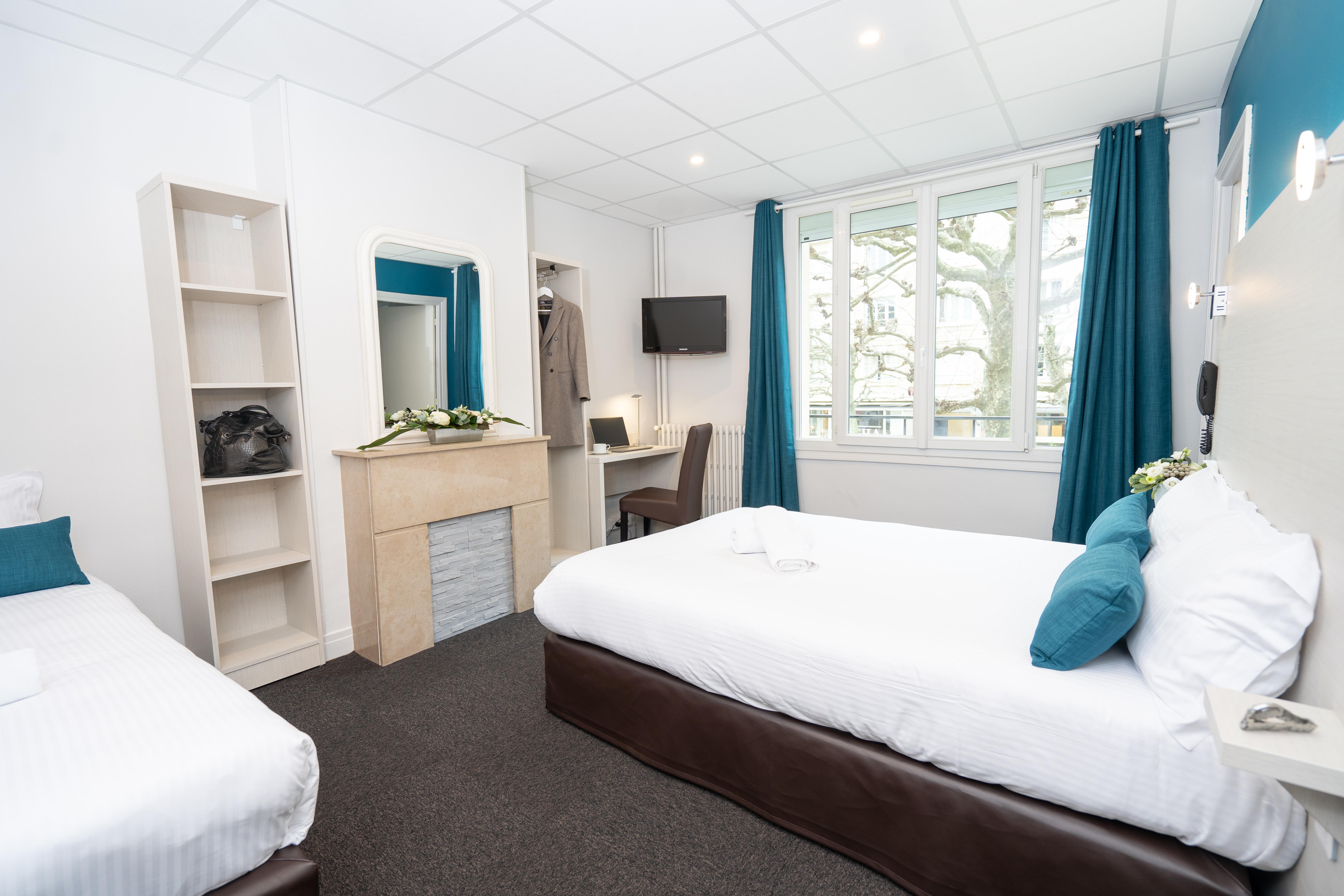 Logis Hotel Du Chateau Кан Екстериор снимка