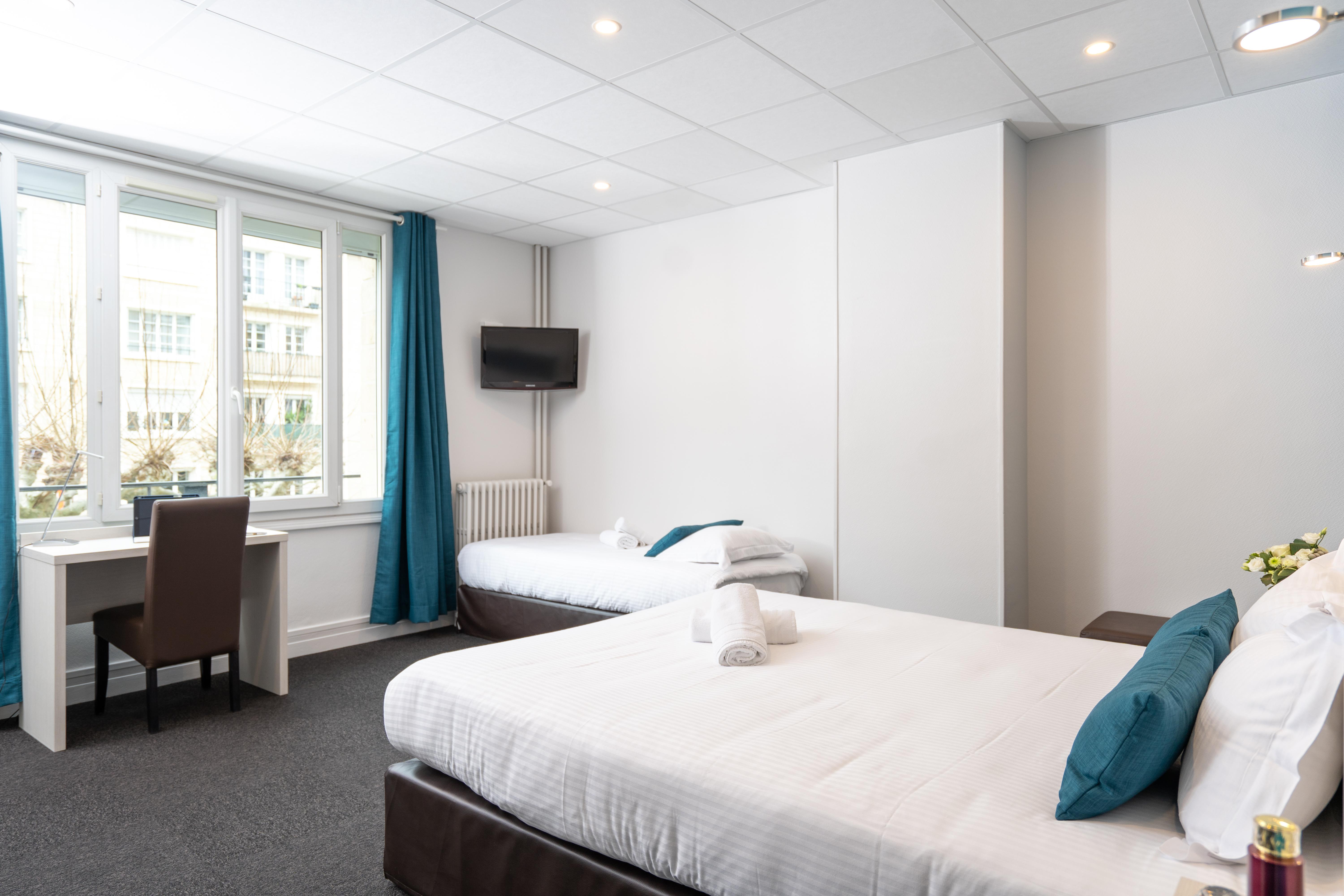 Logis Hotel Du Chateau Кан Екстериор снимка