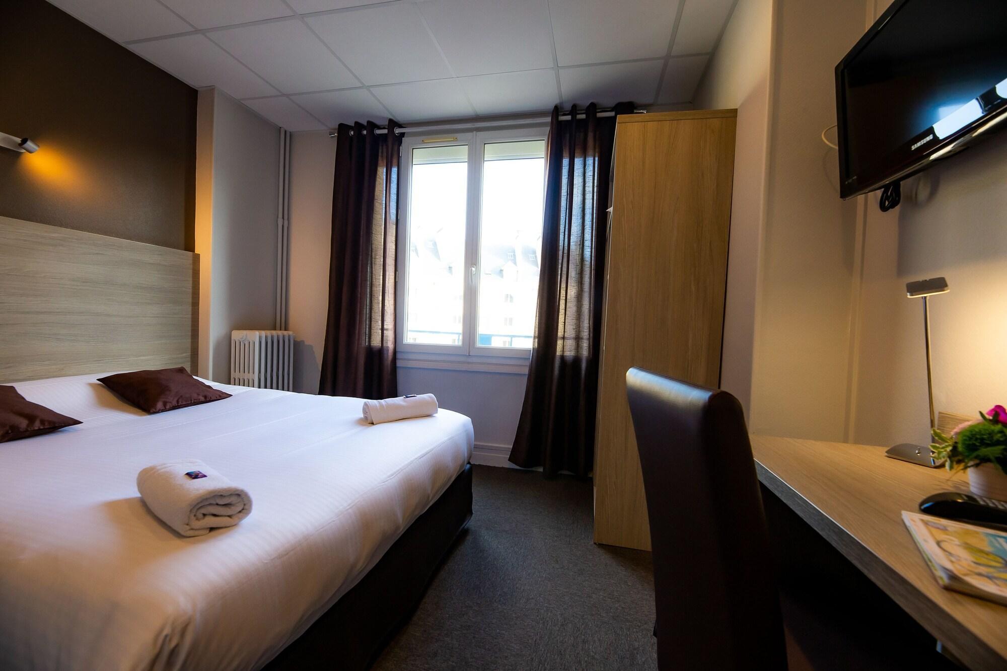 Logis Hotel Du Chateau Кан Екстериор снимка