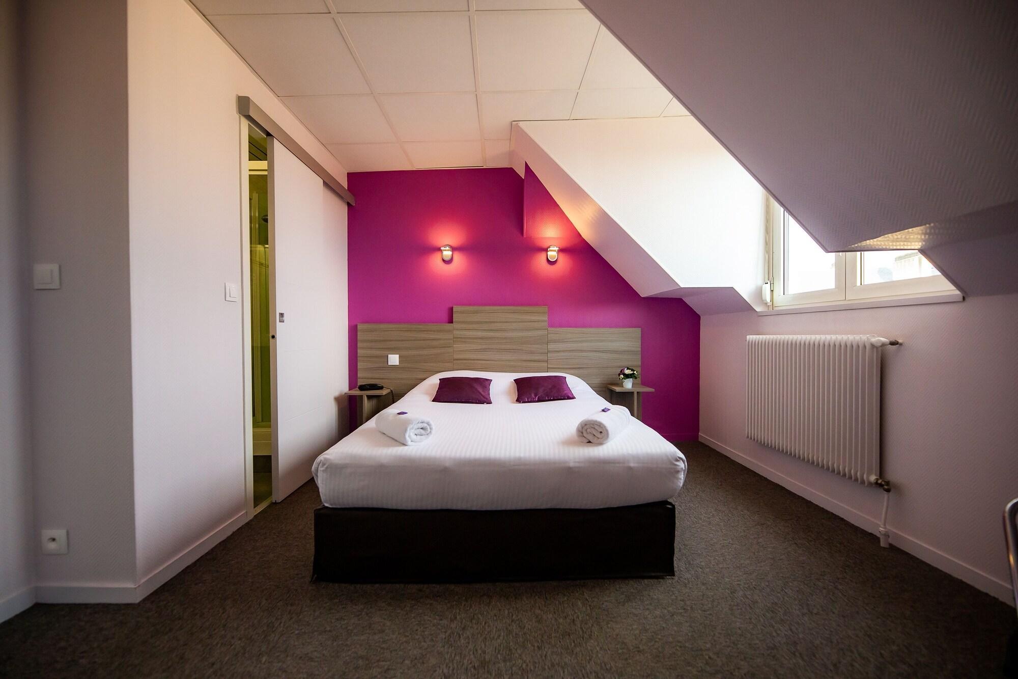 Logis Hotel Du Chateau Кан Екстериор снимка
