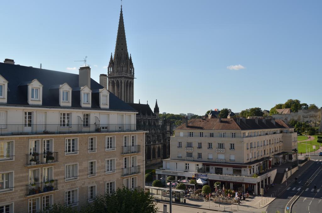 Logis Hotel Du Chateau Кан Екстериор снимка